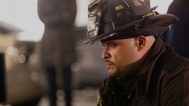 Chicago en llamas S14E16