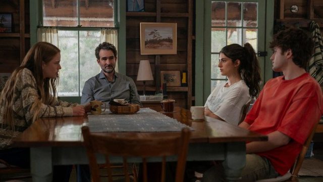 Sterling Point S01E08