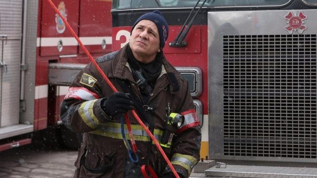 Chicago en llamas S11E21