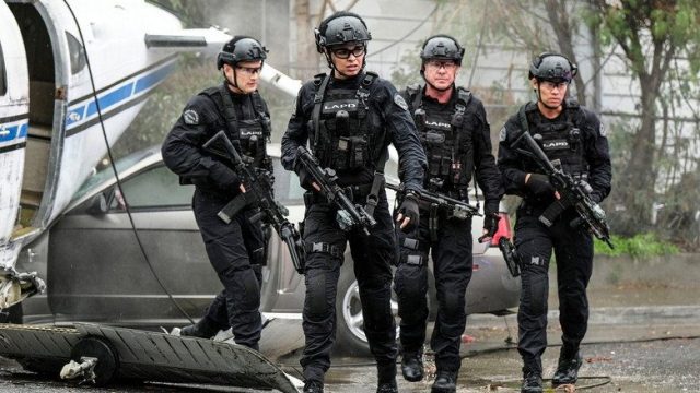 S.W.A.T. S04E01