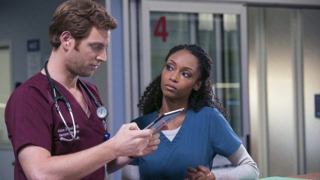Chicago Med S01E03