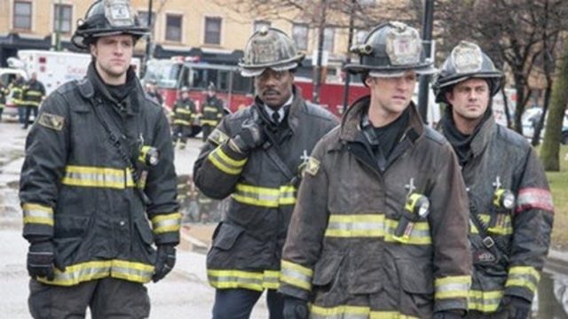 Chicago en llamas S01E16