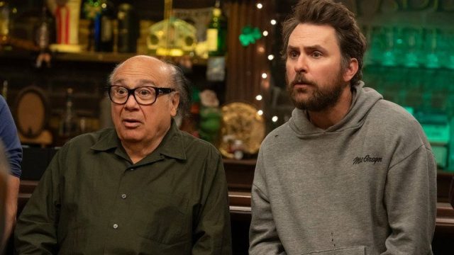 Siempre hace sol en Filadelfia S17E04