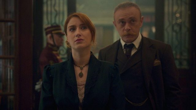 Medianoche en el Pera Palace S01E08