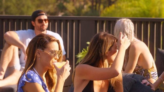 Selling Sunset S01E08