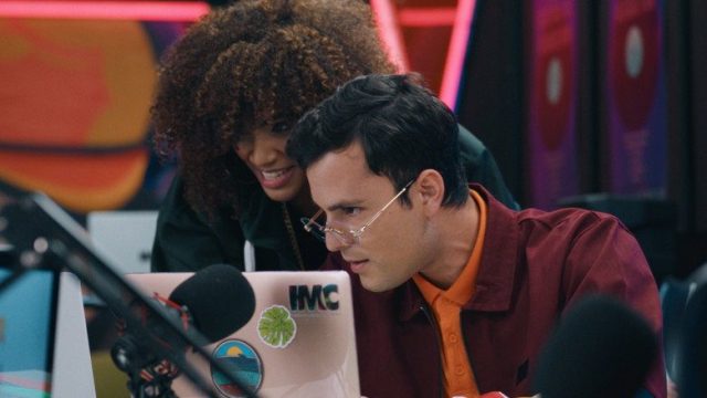 Gina Yei S02E10