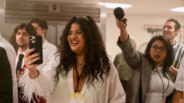 Las chicas del autobús: Primicias de campaña S01E03