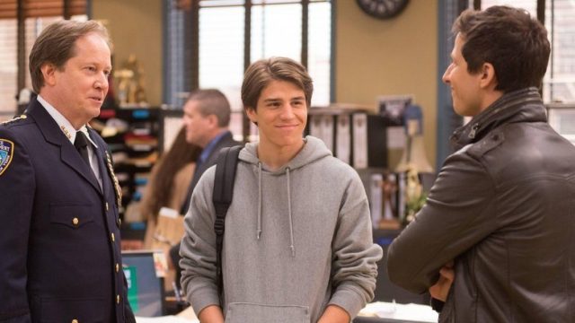 Brooklyn Nine-Nine S01E02