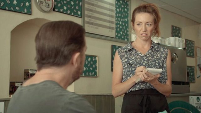 After Life: Más allá de mi mujer S01E02