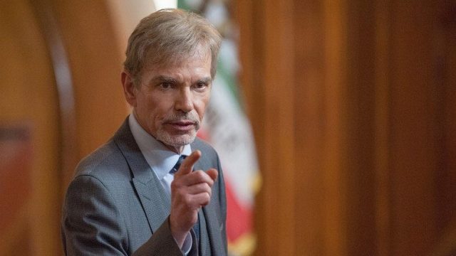 Goliat: Poder y debilidad S01E08