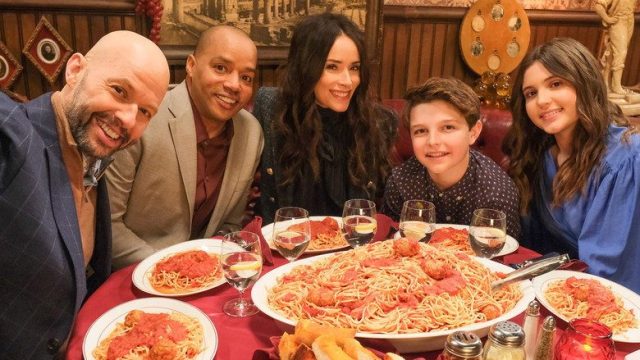 Extended Family S01E04