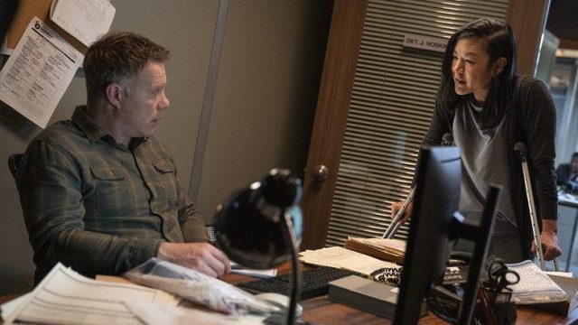 El visitante S01E04