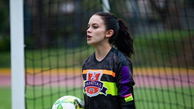 Las Bravas F.C. S01E08