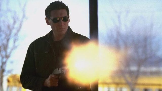 Terminator: Las Crónicas de Sarah Connor S00E01