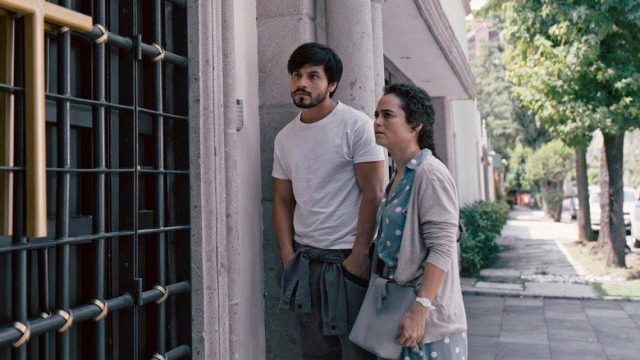 La muchacha que limpia S01E07