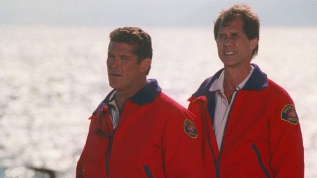 Baywatch: Guardianes de la Bahía S09E01