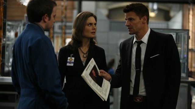 Bones S03E08