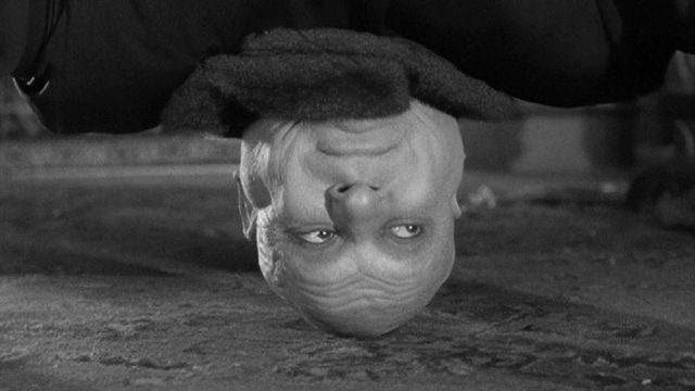Los locos Addams S01E03