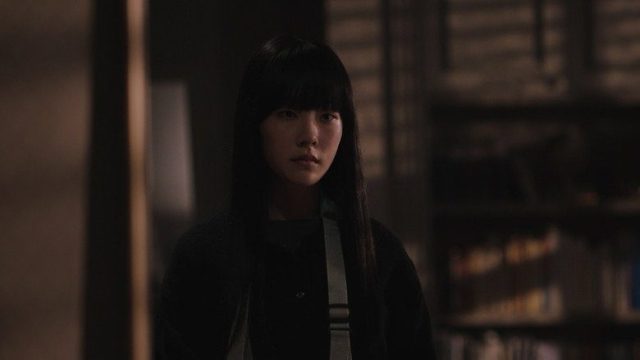 Traición cercana S01E02