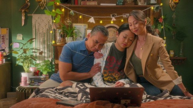 Boo, Bitch S01E08