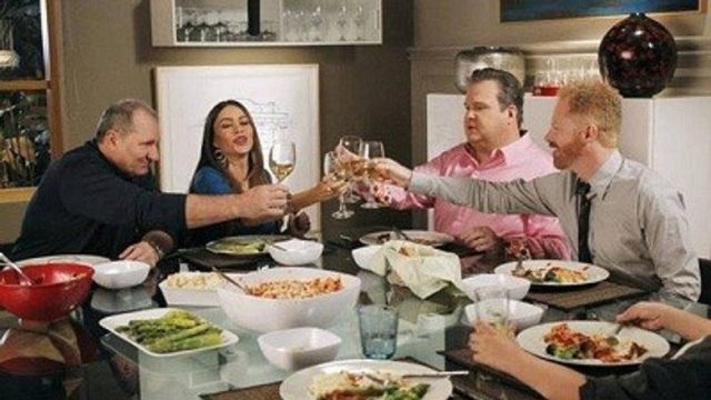 Una Familia Moderna S03E14