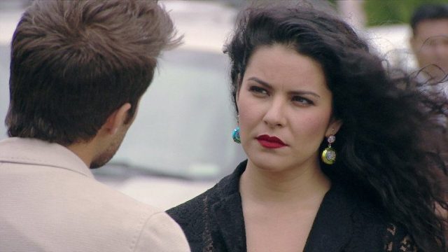 Señora Acero S02E17