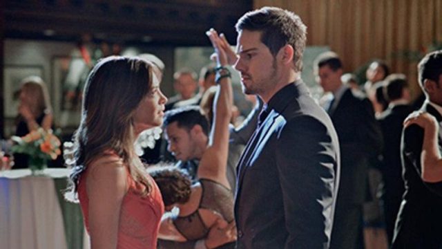 Bella y Bestia S02E03