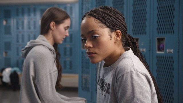 Trinkets S02E10