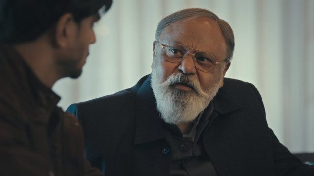 Estos ojos negros S02E03