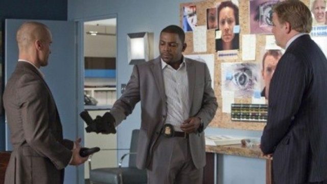 Miénteme (Lie to Me) S02E06