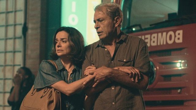 Todos los días la misma noche S01E02