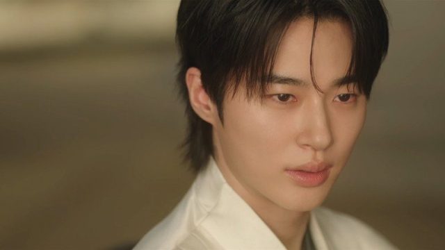 La corona perfecta S01E02