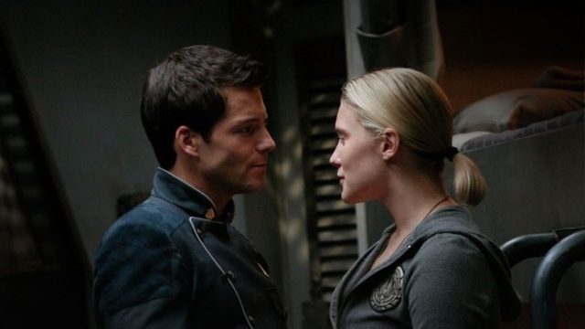 Battlestar Galactica S02E17