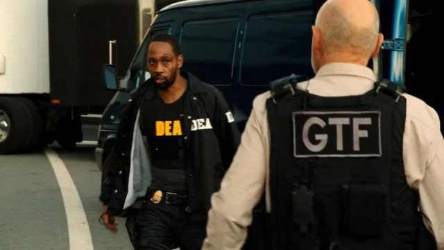 Gang Related S01E07