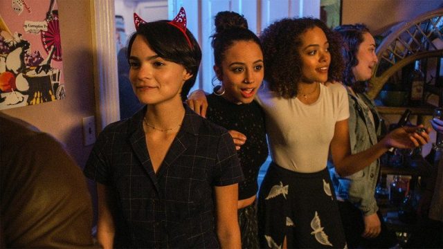 Trinkets S01E07