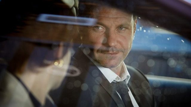 Transporter S02E10