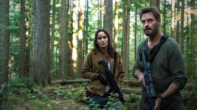 Colony S03E01