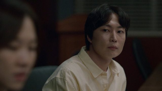 Traición cercana S01E03