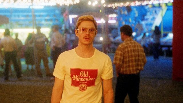 Dahmer - Monstruo: La historia de Jeffrey Dahmer S01E04