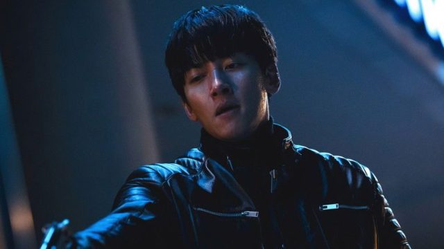 Manipulado S01E10
