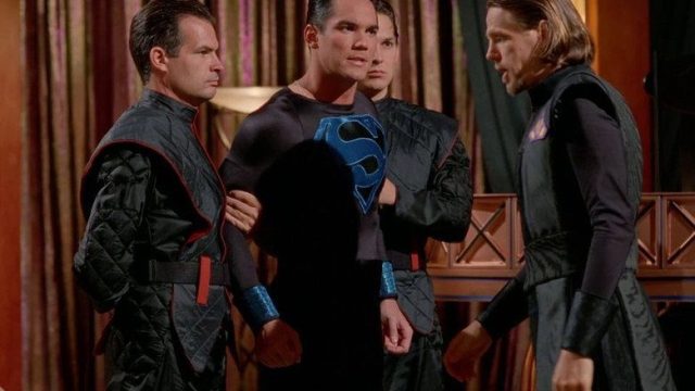 Lois & Clark: Las nuevas aventuras de Superman S04E02