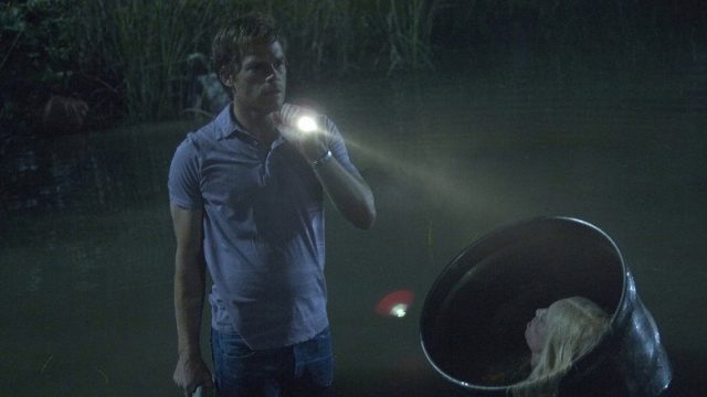Dexter S05E02