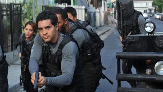 Gang Related S01E02