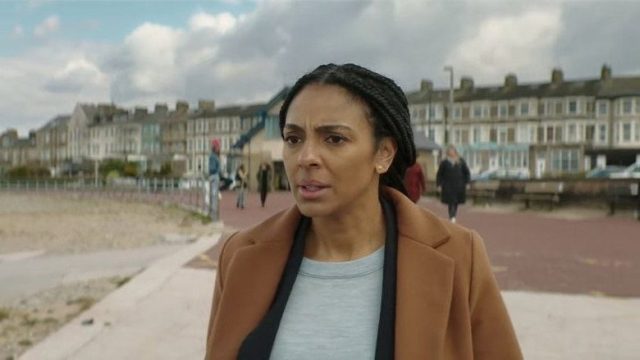 The Bay S03E01