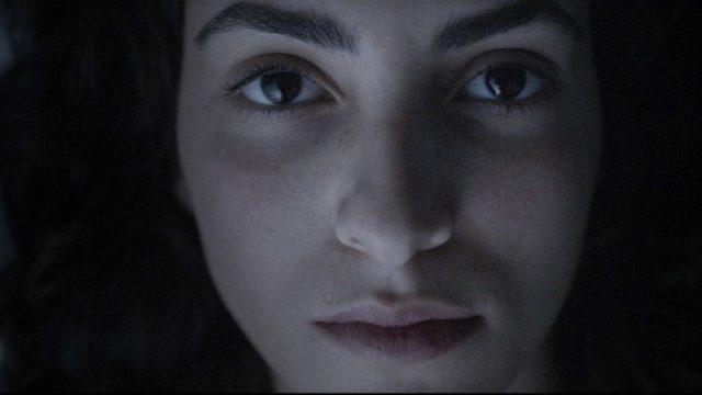 האמת S01E01