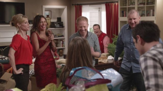 Una Familia Moderna S00E26
