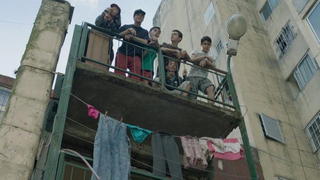 Apache: La vida de Carlos Tevez S01E02
