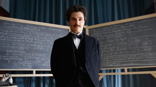 Genius: Einstein S01E05