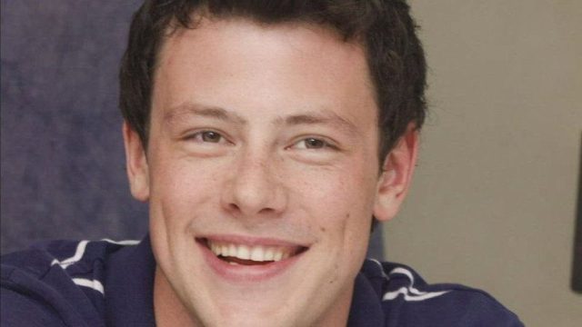 Glee: Triunfo, Verdad y Tragedia S01E02