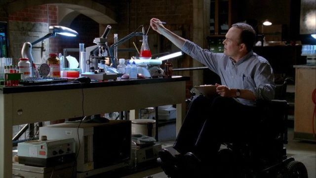 Fringe S01E18